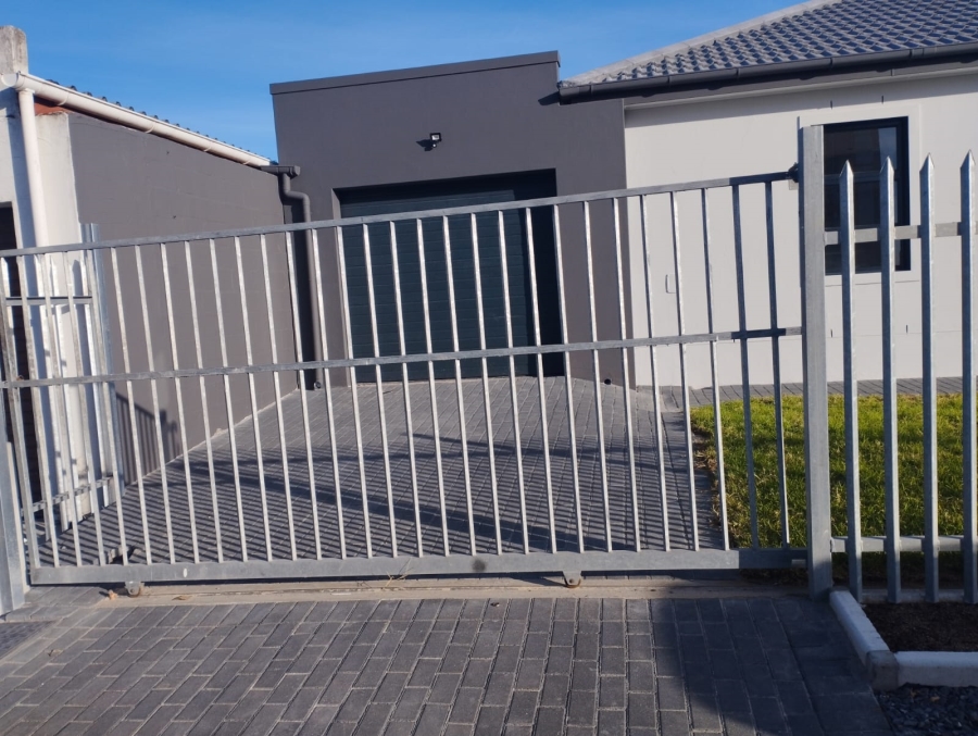 3 Bedroom Property for Sale in Northpine Western Cape